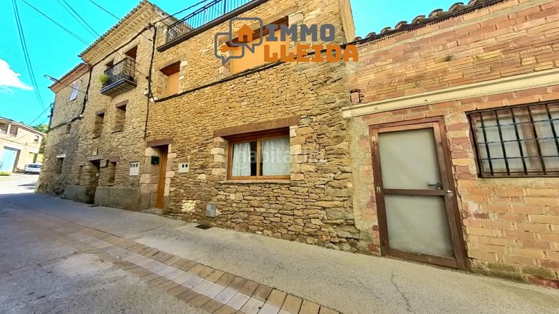 Foto 10e7c6e1-f131-4acd-9f02-57d86053b386. Casa adossada a calle font-ag. 3 a Àger