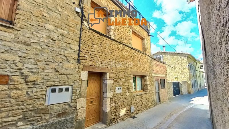 Foto b9175662-3ef5-4df4-aff1-1169b6a0643d. Casa adossada a calle font-ag. 3 a Àger
