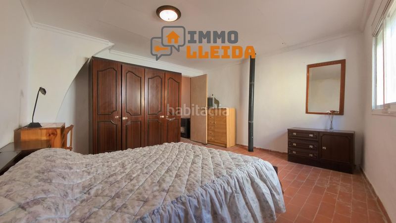 Foto 2e7fd980-e7df-4c51-89f7-a0573f3244e9. Casa adosada en calle santa maria encanto y amplitud en el corazón en Castelló de Farfanya