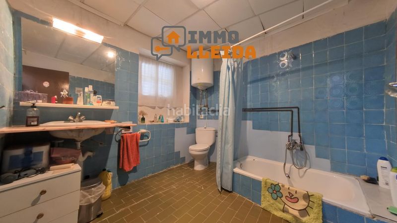 Foto 3e85e11f-791f-4571-a191-ca0529baad8c. Casa adosada en calle santa maria encanto y amplitud en el corazón en Castelló de Farfanya