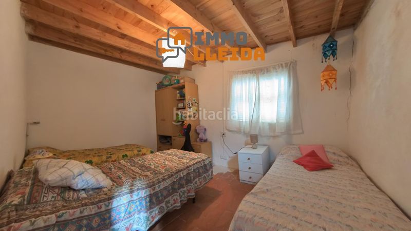 Foto a02f16d7-2df5-4067-9ac9-52e269b49233. Casa adosada en calle santa maria encanto y amplitud en el corazón en Castelló de Farfanya