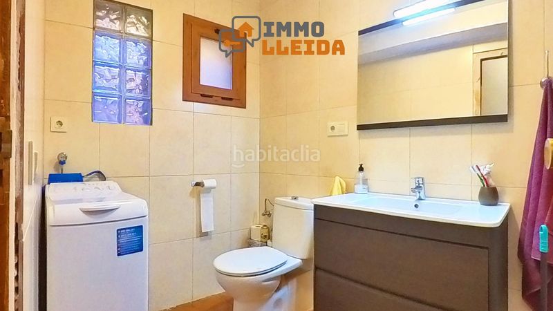 Foto 45072224-5e45-4cb8-b0e6-805b88e9bb12. Casa adossada amb calefacció a Àger