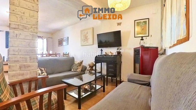 Foto 4b976318-50c5-4d05-9202-a7d95e21002e. Casa adossada amb calefacció a Àger