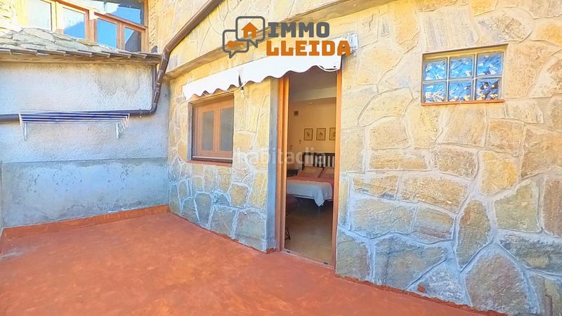 Foto af003a7c-7fa3-4efe-a726-553f76e0a1c2. Casa adossada amb calefacció a Àger