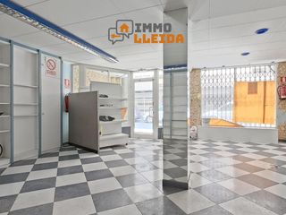 Geschäftsraum in Balaguer. Local comercial con doble acceso en el centro de balaguer