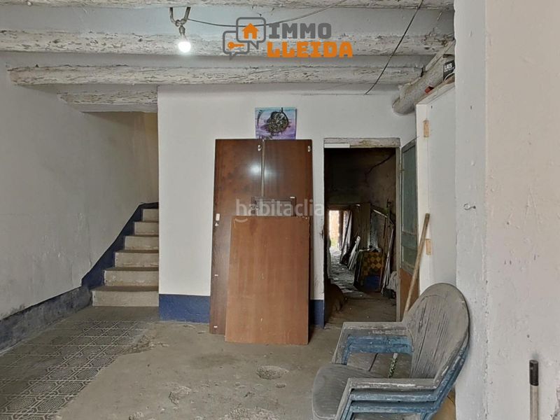 Foto 450afa45-ba75-4215-900a-9c913655546b. Casa adossada a avenida preixana a Bellpuig