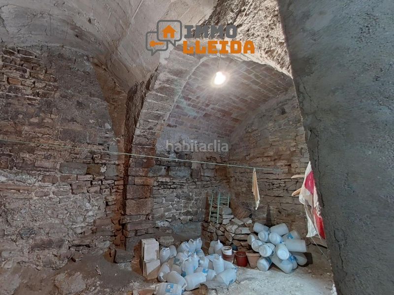 Foto 673a1d39-f36d-4306-8430-bc71868e0841. Casa adossada amb aparcament a Cervera
