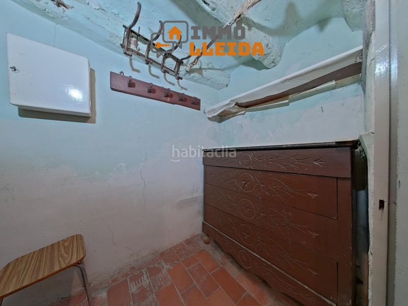 Foto 83ac17a7-0050-4d85-9c5b-6aa449553f35. Casa adossada amb aparcament a Cervera