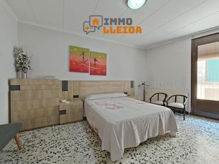 Rent Flat in Os de Balaguer. Piso de alquiler en os de balaguer  6 habitaciones, terraza, bal