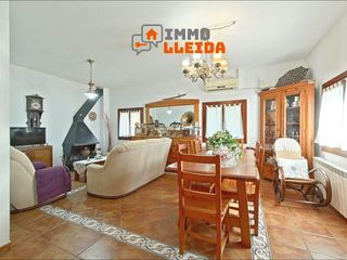 Casa adossada  Carrer font. Casa r�stica con encanto en baldomar, artesa de segre