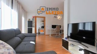 Duplex  Carrer carrer jacint verdaguer. Luminosidad, amplitud y terraza privada