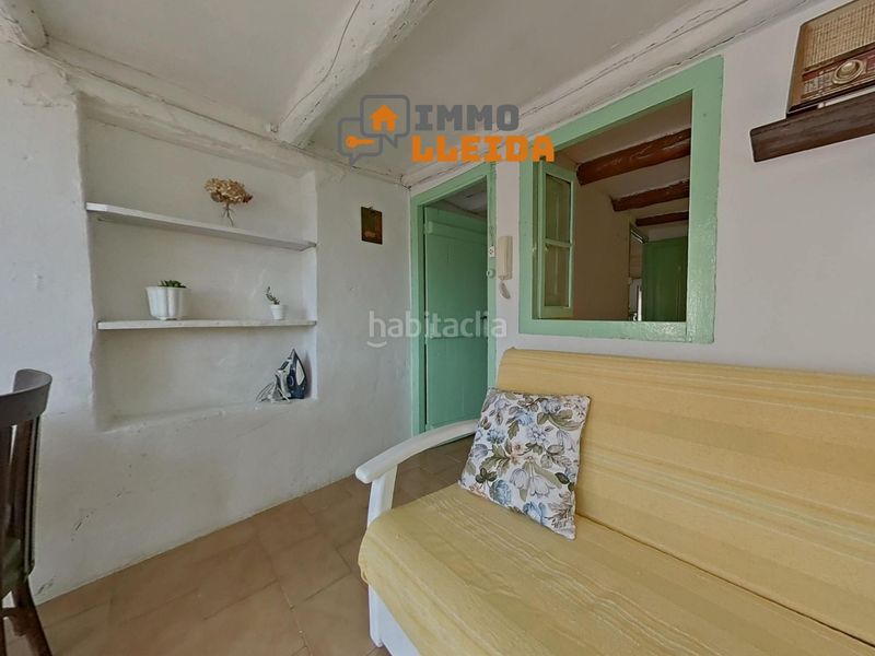 Foto 265a7f96-48fc-4597-a4b1-b2ae112d721c. Casa adossada a del raval 2 a Algerri