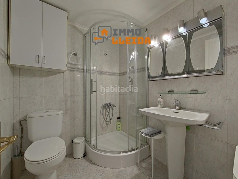 Foto 40cd57bd-f0fb-4b95-92c9-eecf32189a5a. Casa adossada a del raval 2 a Algerri