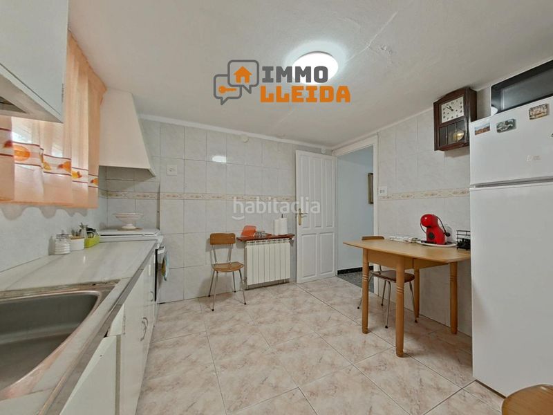 Foto c126d195-aae5-4bd0-8271-28f9a145a075. Casa adossada a del raval 2 a Algerri