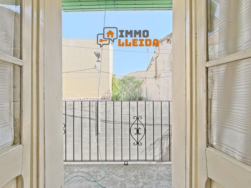 Foto db6ec3e2-bd53-4877-8f0a-87247ffde253. Casa adossada a del raval 2 a Algerri