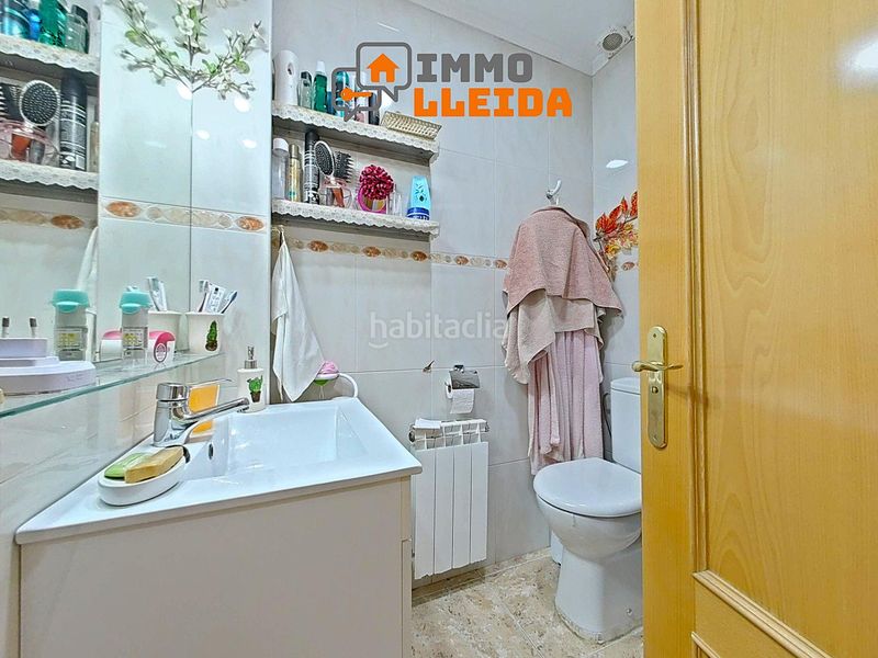 Foto 2d0d2696-5d39-4d89-83ba-06d34873ebde. Casa adossada a calle agramunt 23 a Tàrrega