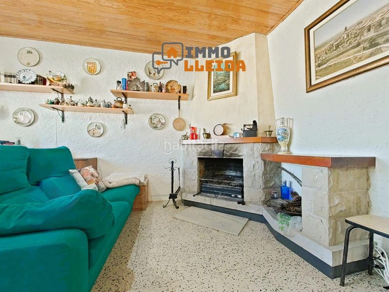 Foto 0eb769c5-4d89-4867-be79-927f02a0c04b. Casa adossada a calle castell 3 a Estaràs