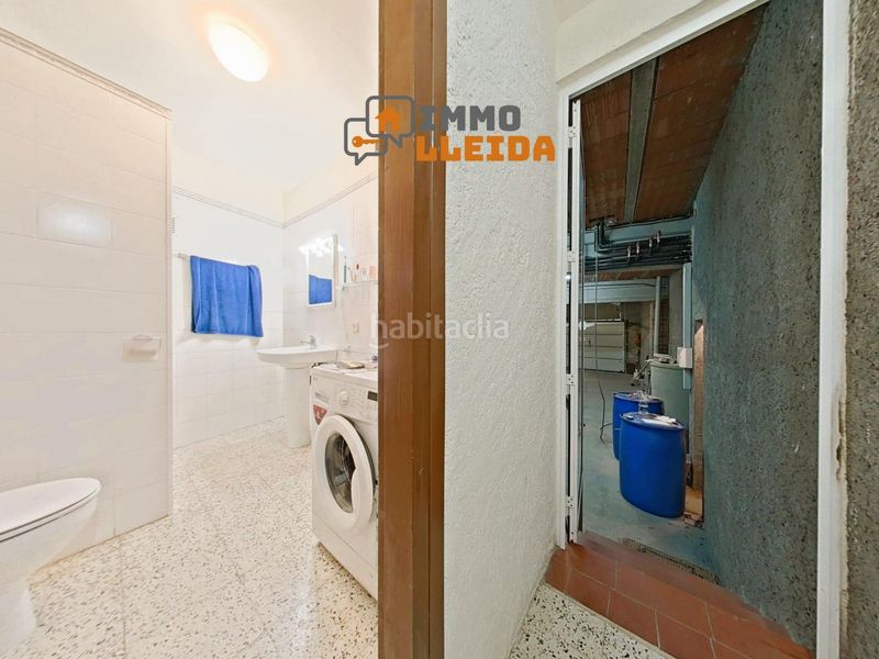 Foto f9f295f9-4cdc-4815-a56f-a850da865be5. Casa adossada a calle castell 3 a Estaràs