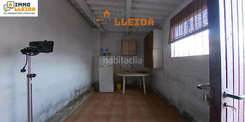Foto 24a44608-0bde-4be5-8efc-771a64a566bf. Terreno residencial solar urbano con 102m construidos!! en Balaguer