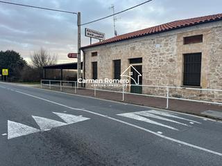 Casa a Valverdón. Casa  con negocio de hosteleria  a 13 km de salamanca