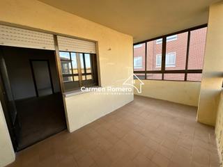 Piso en Villamayor. Piso en villamayor con 170 m2  y  garaje opcional para 23 coches