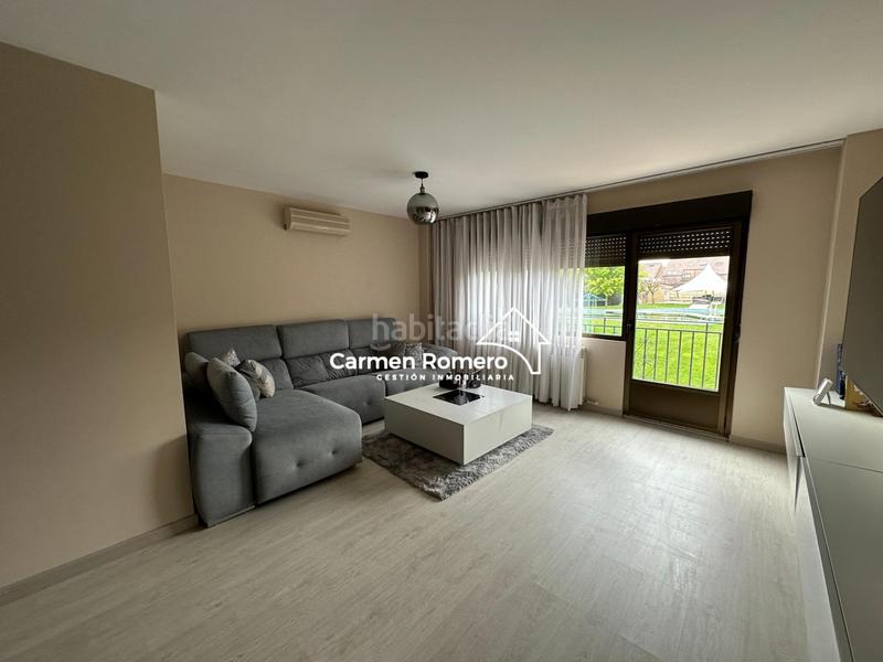 Foto a0c08792-d07a-4905-a2ab-113622cc715a. Duplex with heating pool in Villamayor