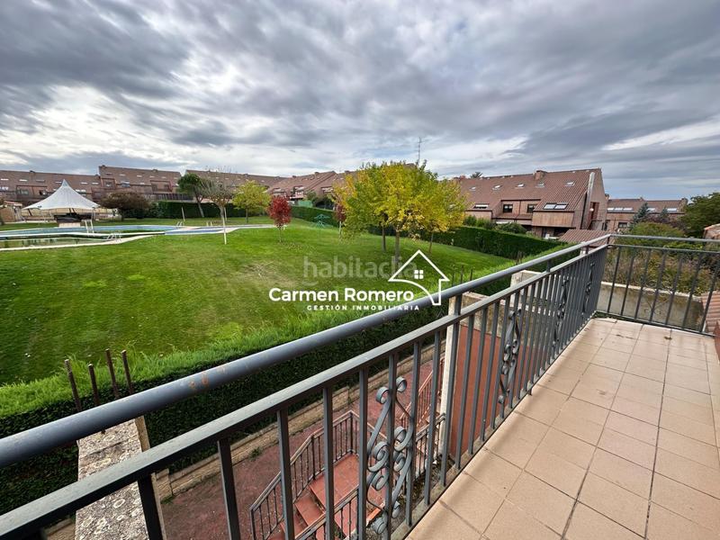 Foto caaacefc-e40a-4b6b-a23d-f769e50278ce. Duplex with heating pool in Villamayor