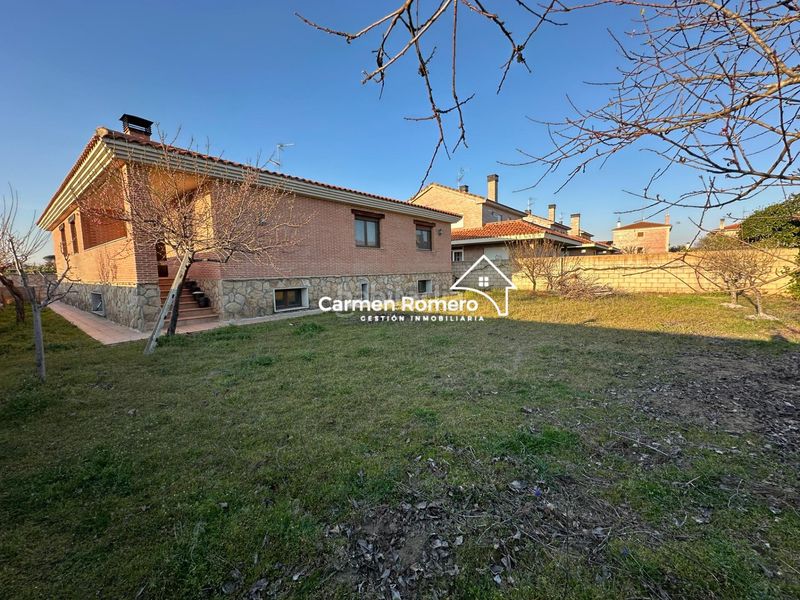 Foto e0ca4859-b4e9-42d1-86fe-53a8ba9a935b. Xalet amb calefacció aparcament a Villamayor