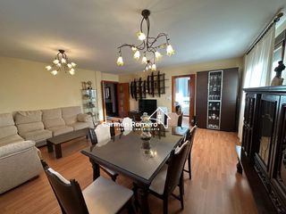 Chalet in Villamayor