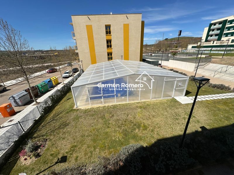 Foto 76a6389b-ea2f-48c8-8b84-d2b211721a47. Apartament amb calefacció aparcament piscina a La Plantía - Hospital - Campus Salamanca
