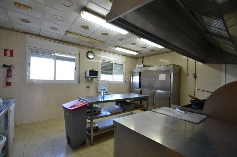 Foto f626b49e-3971-41cb-9601-40e5eadb525f. Miete geschäftsraum in avenida u d'octubre de l' 12 in Ametlla de Mar (L´)