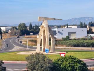 Nau industrial a Avenida de la ràpita,. Instalaciones comerciales en venta