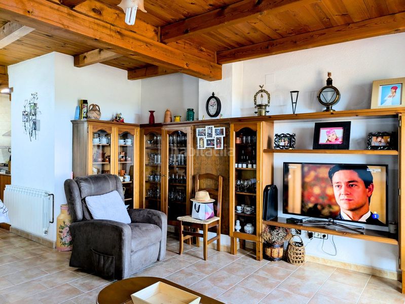 Foto 2d4f63ce-d817-4989-9858-eb3ba014dc85. Casa a calle major-el boixar a Pobla de Benifassà (la)
