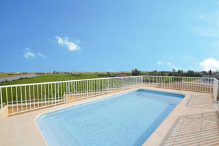 Ground floor in S jaume 13. Piso en venta en els muntells con piscina