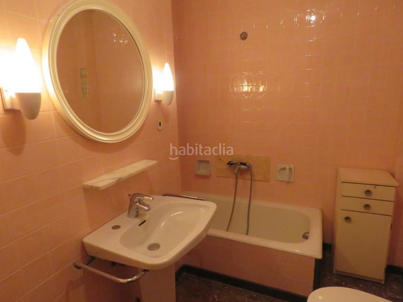 Foto 3e4be576-f061-43c2-957d-2b8dd12e85d5. Casa in calle larache in Casc Antic Amposta