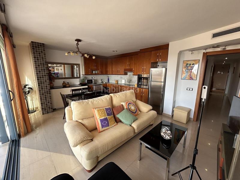 Foto aecae0ab-d435-45bb-8b8c-2a1492e66a64. Apartament a calle fossat a Centre Sant Carles de la Ràpita