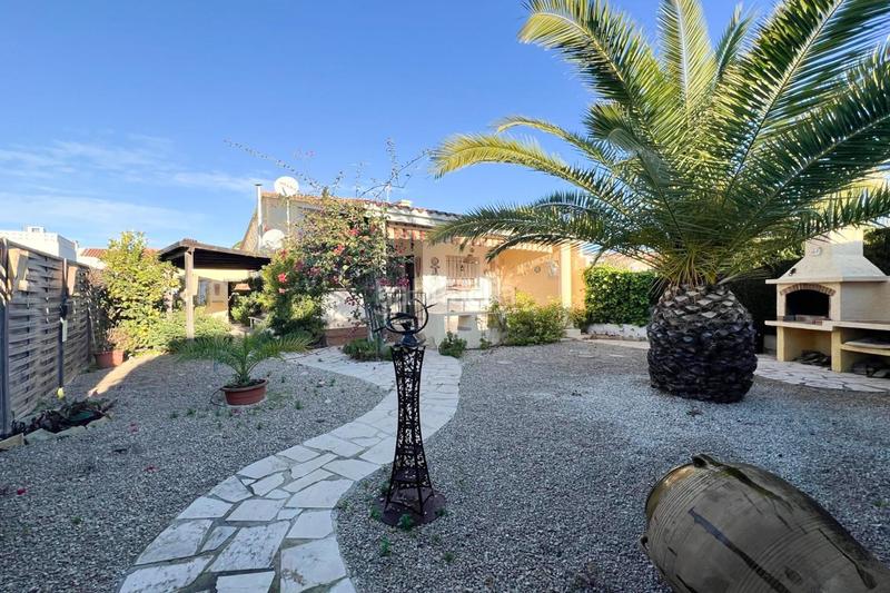 Foto 7d223f9d-aa2f-42eb-86d9-ac7855b6a806. Chalet en corb mari del 24 chalet acogedor con piscina privada en riumar, cerca de la playa en Deltebre