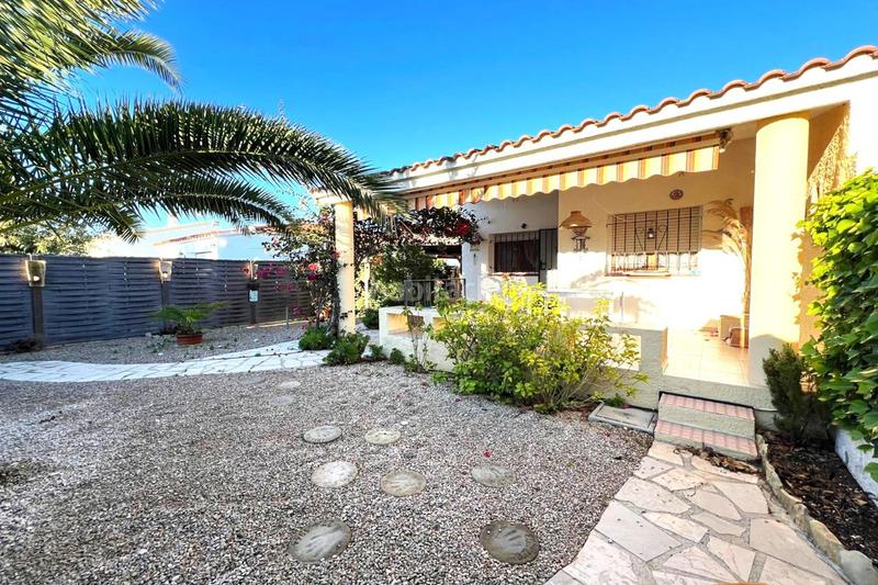 Foto 99b76f48-b969-4cb9-a9d9-40bb5decfb1c. Chalet en corb mari del 24 chalet acogedor con piscina privada en riumar, cerca de la playa en Deltebre