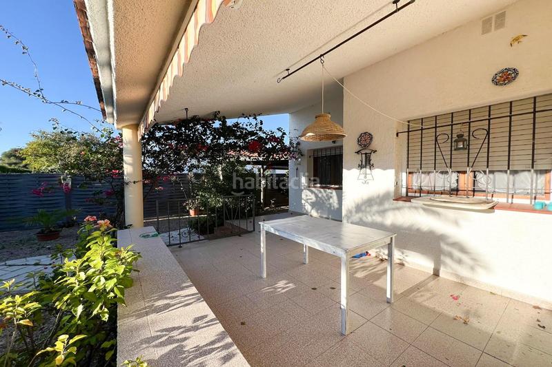Foto fb863fc2-1657-4b77-b029-3622fd004083. Chalet en corb mari del 24 chalet acogedor con piscina privada en riumar, cerca de la playa en Deltebre