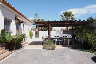 Xalet  Flamenc del. Chalet independiente con piscina en la playa de riumar