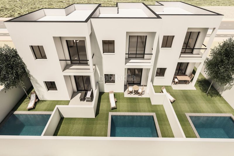 Foto ed31e25f-5b40-4b0a-aedf-5348bd85b05b. Casa amb piscina a Deltebre