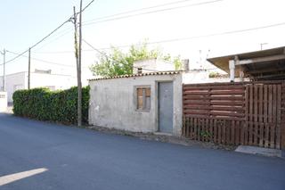 Casa a Deltebre. Casa para reformar con almacén y terreno en deltebre, cerca del