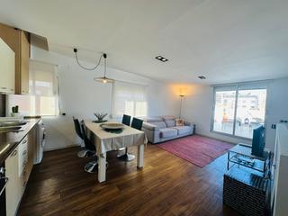 House in Zona Hospital. Casa  centrica