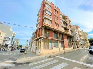 Local Comercial a Calle gorria. Centrico local esquinero, en dos de las mejores calles comercial