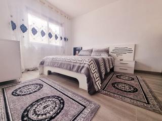 Flat in Casc Antic. Piso en venta