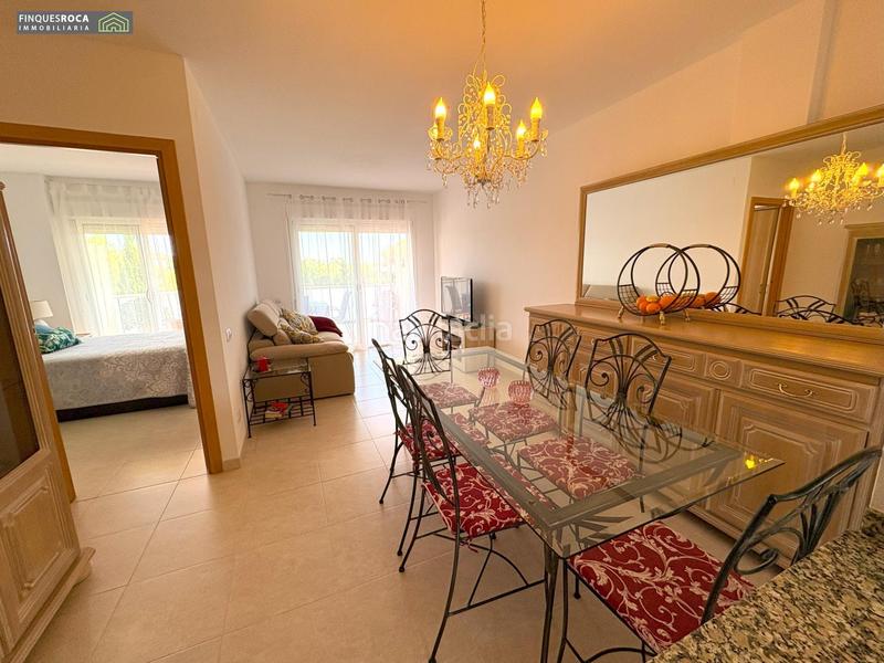 Foto 7d36f661-9a1c-466a-b17d-d71a9acec1c6. Apartamento espectacular apartamento de 2 dormitorios dobles, 2 baños, terraza de 18 m2, parking y piscina. en Alcanar