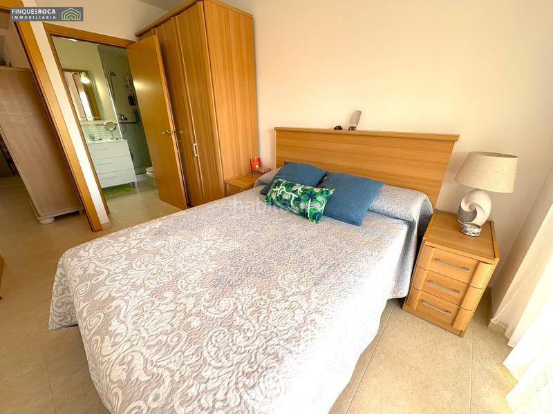 Foto c0dc72f2-73ef-4a1a-b1b2-5a4074746905. Apartamento espectacular apartamento de 2 dormitorios dobles, 2 baños, terraza de 18 m2, parking y piscina. en Alcanar