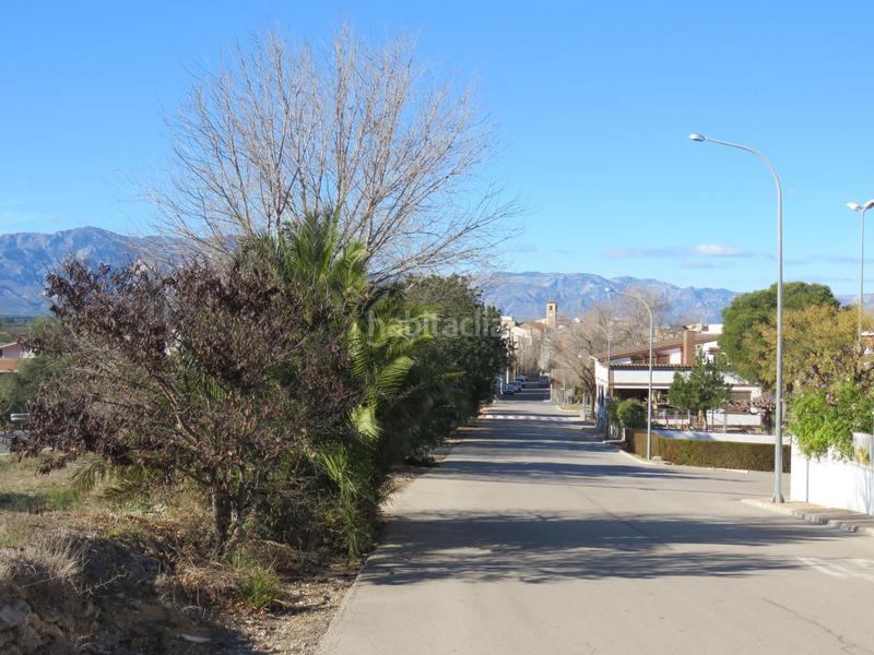 Foto 0279a798-70d2-4e35-9ab6-8237408a49fa. Terreno residencial parcela esquinera en Masdenverge