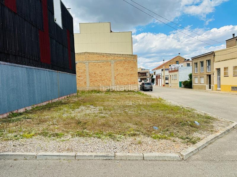 Foto 9ba0917a-4848-405f-9ac3-29ee369ddbe8. Terreno residencial parcela esquinera en Masdenverge