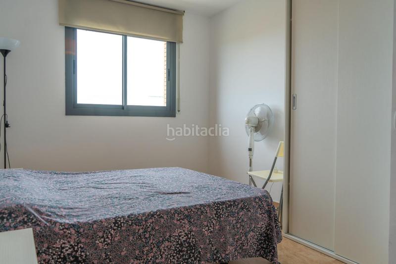 Foto 8b5d8dcf-2ca6-41e4-a97c-590ef2be5c3c. Piso luminoso piso en segunda planta con piscina comunitaria en Deltebre